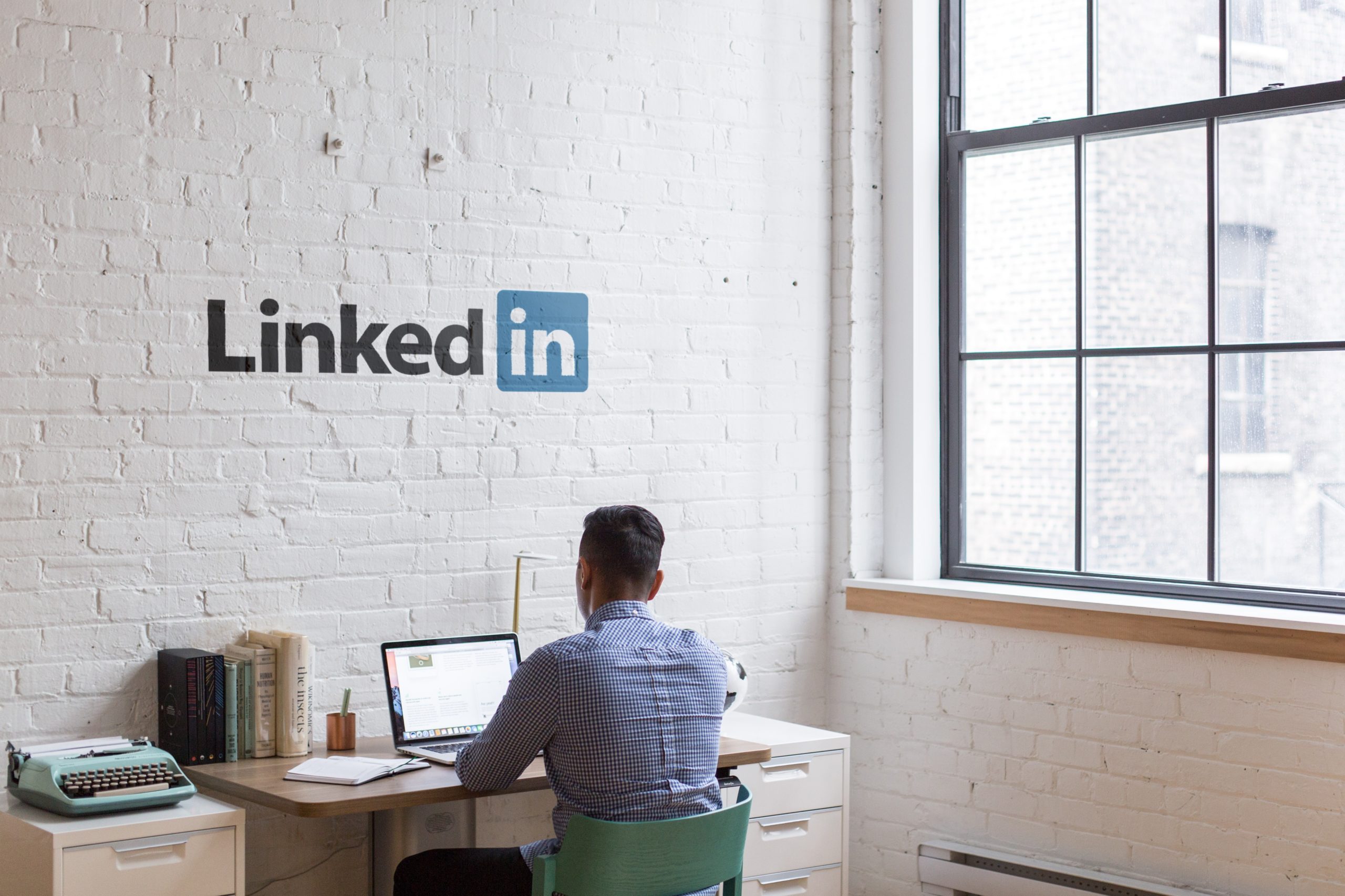 The Best LinkedIn Marketing Handbook for Enterprises